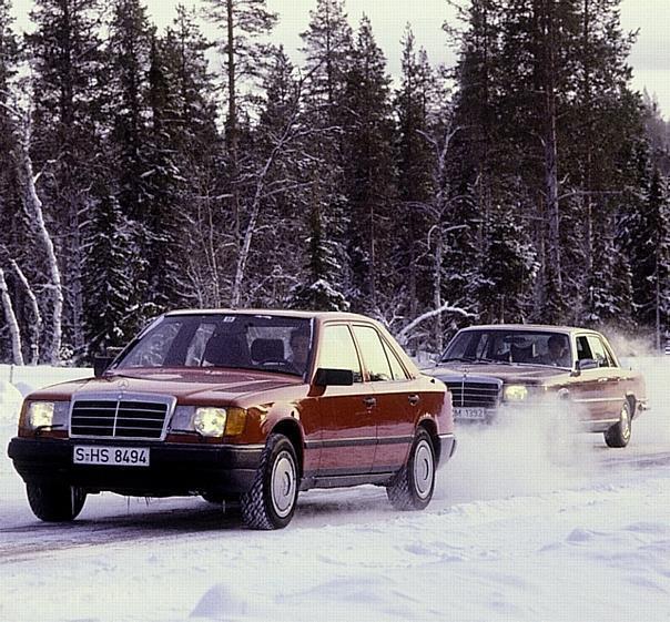 In der Mercedes-Benz Baureihe 124 (1985 bis 1995) erlebten die Fahrdynamiksysteme Automatisches Sperrdifferenzial (ASD), Antriebs-Schlupf-Regelung (ASR) und der automatisch schaltende Vierradantrieb 4MATIC ihre Premiere.